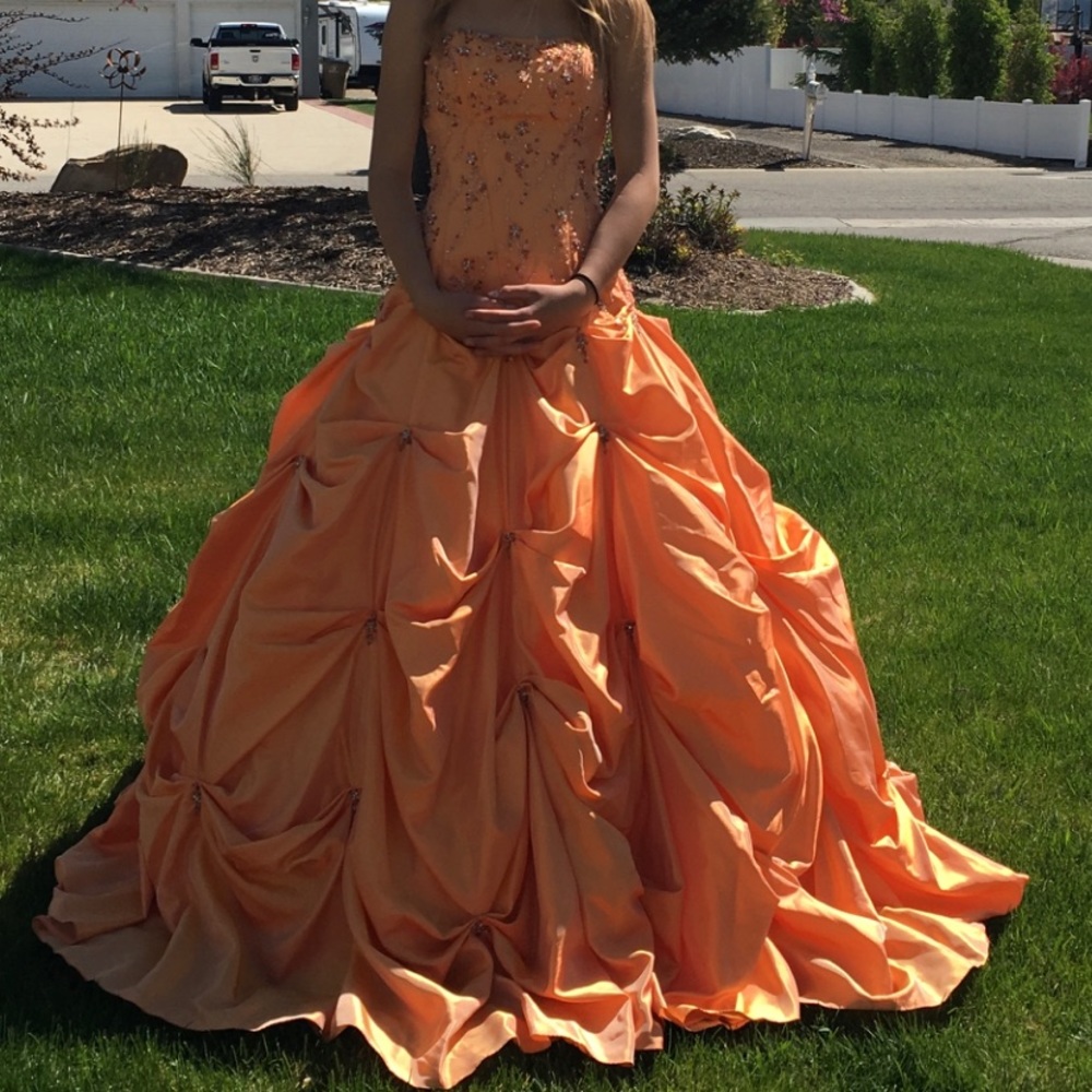 Prom dress